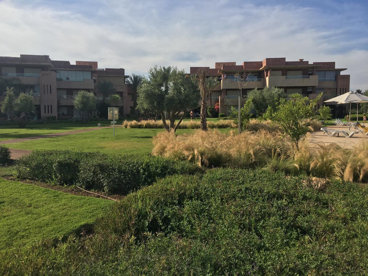 Appartement De Luxe Avec Jardin Prive Marrakesh Bagian luar foto